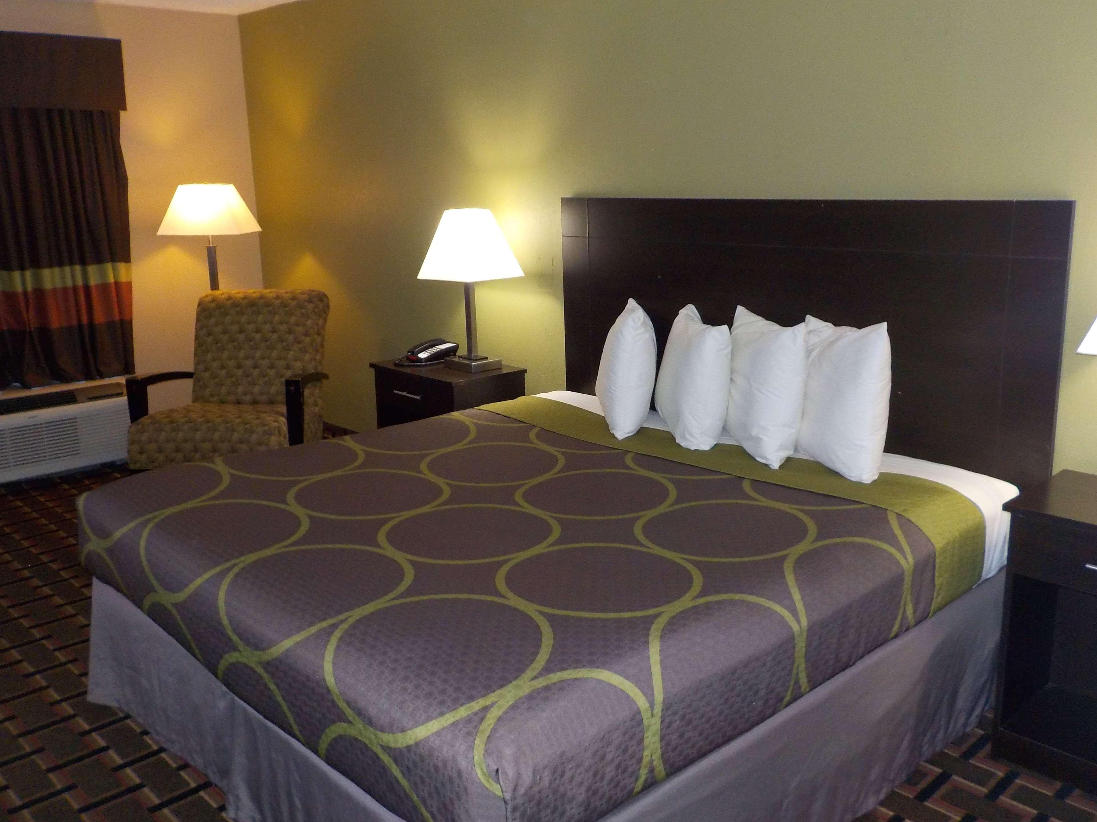 Surestay Hotel By Best Western Леноар Сити Екстериор снимка